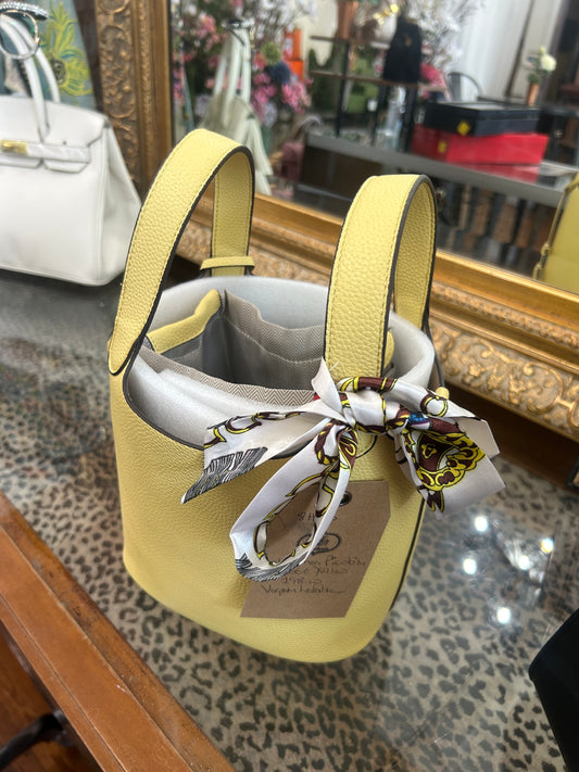 ¥ellow Bucket Vegan HandBag