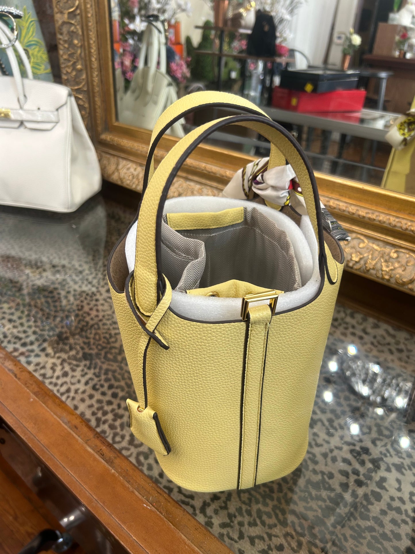 ¥ellow Bucket Vegan HandBag
