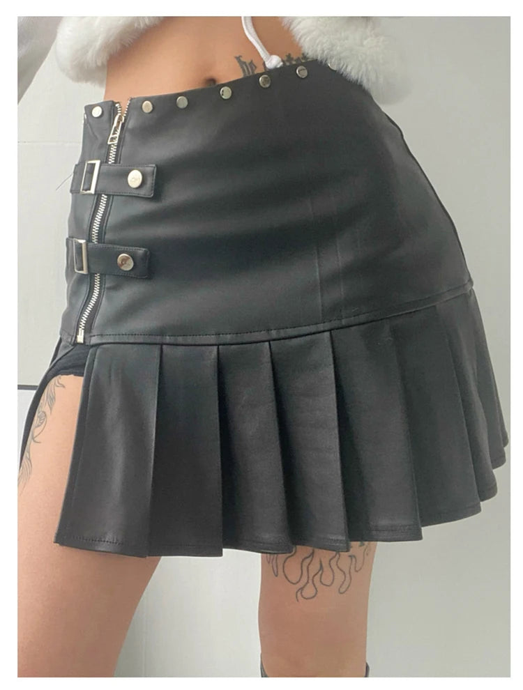 Retro White & Black Pu Leather Mini Pleated Skirt