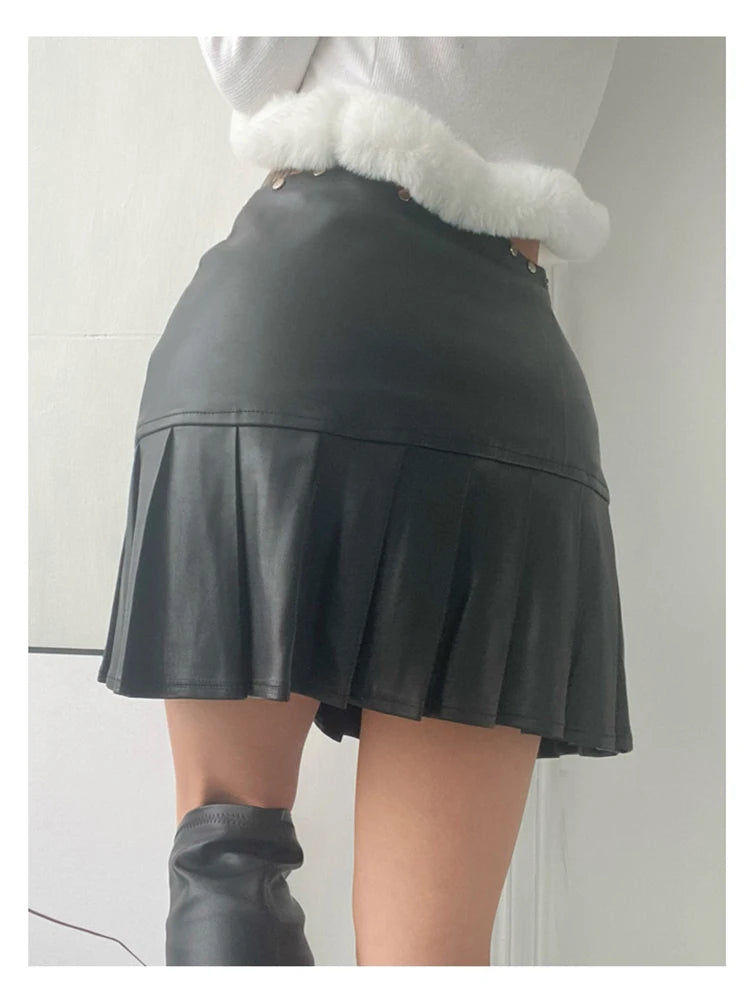 Retro White & Black Pu Leather Mini Pleated Skirt