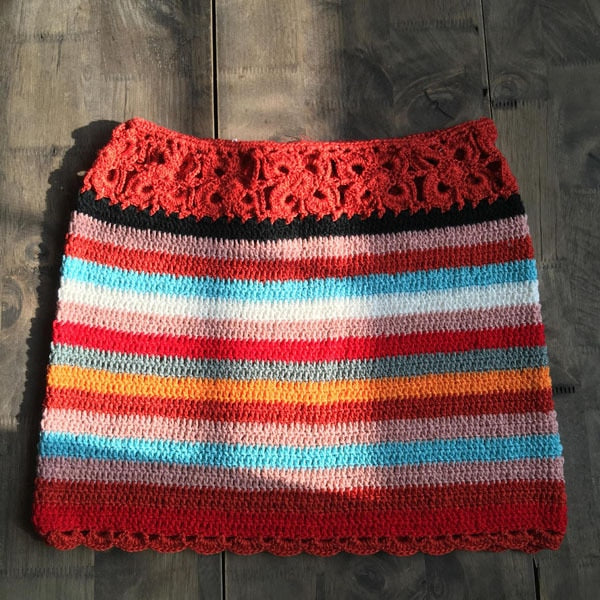 colorful crochet skirt rusty red / one size