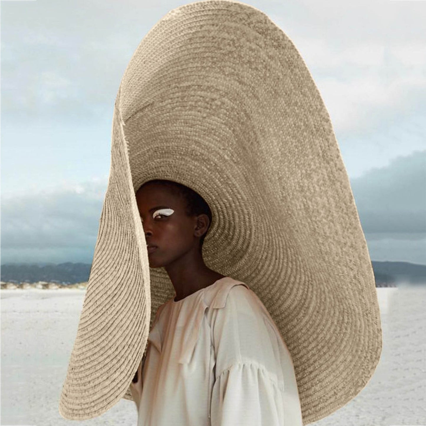 large foldable oversized straw hat